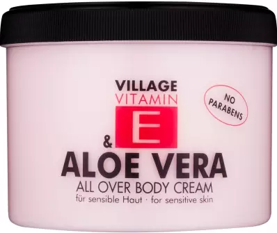 Village Vitamin E Aloe Vera crema corporal 500 ml